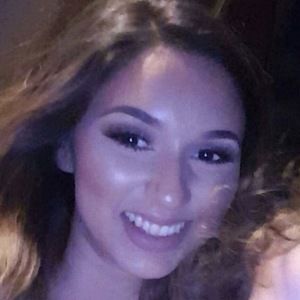 Meet your Posher, Fernanda